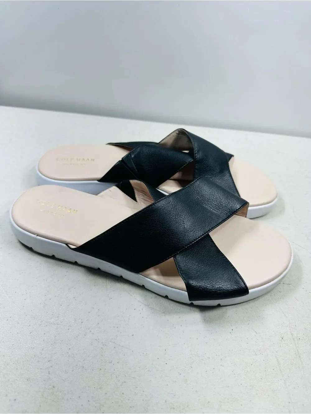Cole Haan Womens ZERØGRAND Criss Cross Slide Sandal Black Leather Size 10